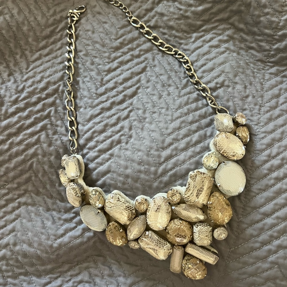 Like New Statement Necklace - image 1
